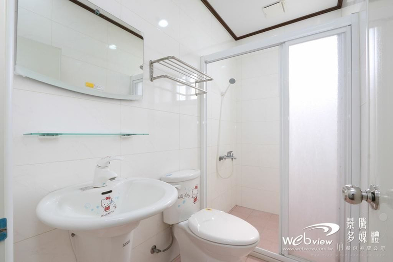 Bathroom 4, Pastoral riverside, Yilan