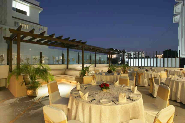 Food & Drinks 4, Express Residency Hotel, Vadodara