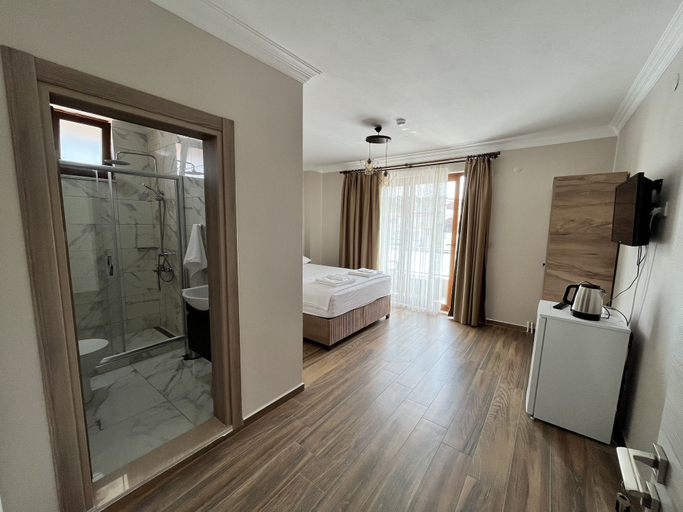 Bedroom 4, Engin Otel, Kandıra