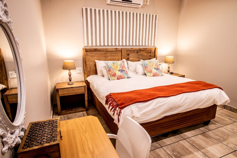 Bedroom 3, St Ives Lodge, Umgungundlovu