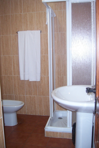 Bathroom, Hotel Restaurante Los Prados, Madrid