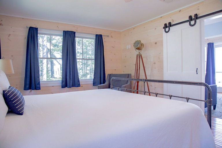 Bedroom 4, Linekin Bay Resort, Lincoln