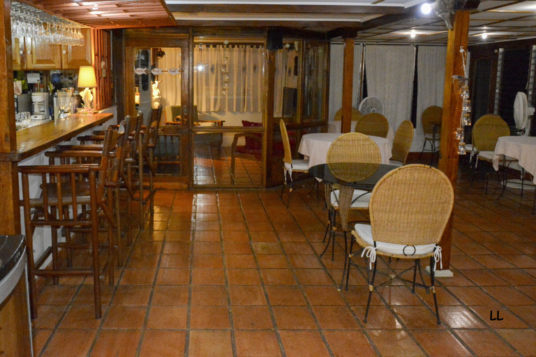 Food & Drinks 4, Beso del Viento - Adults Only, Parrita