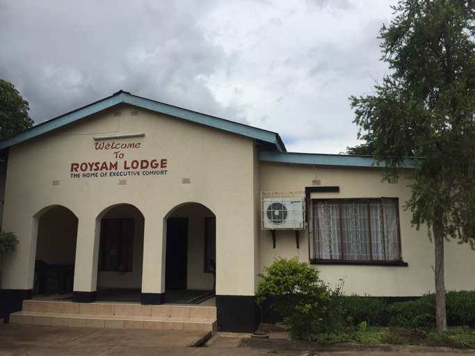 Exterior & Views 2, Roysam Lodge, Livingstone
