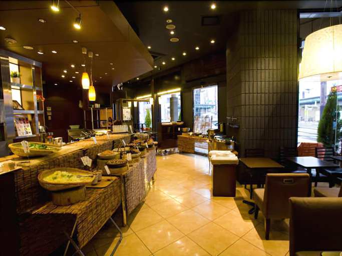 Food & Drinks 4, Hotel Hillarys, Osaka
