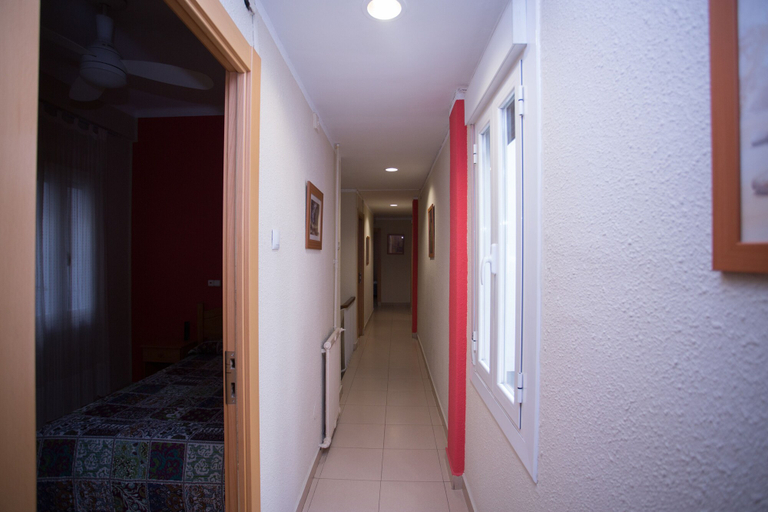 Others 3, Hostal Navarra, Zaragoza