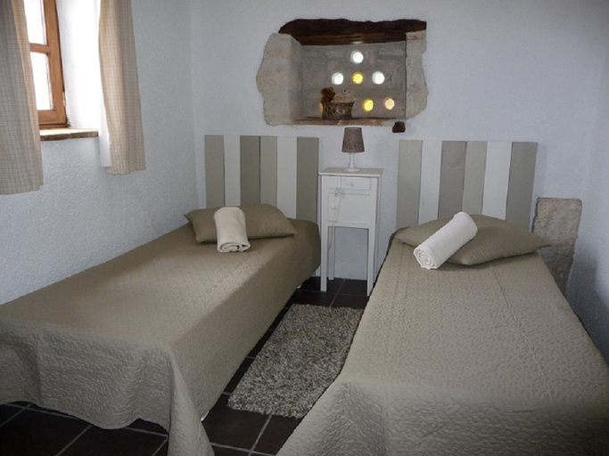 Bedroom 3, Maison d'hôtes de La Boissière, Tarn
