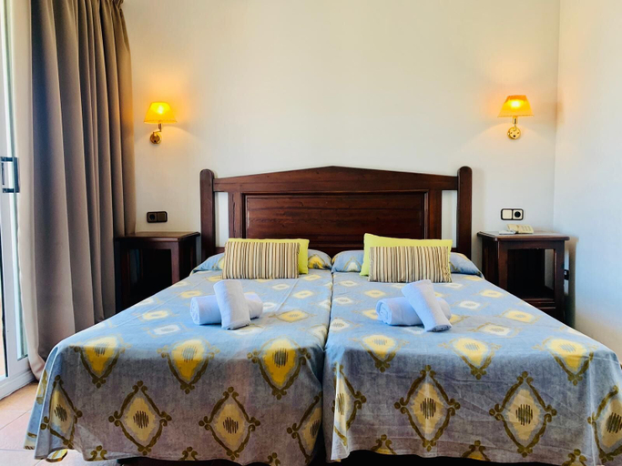 Bedroom 4, Hotel Comarruga Platja, Tarragona