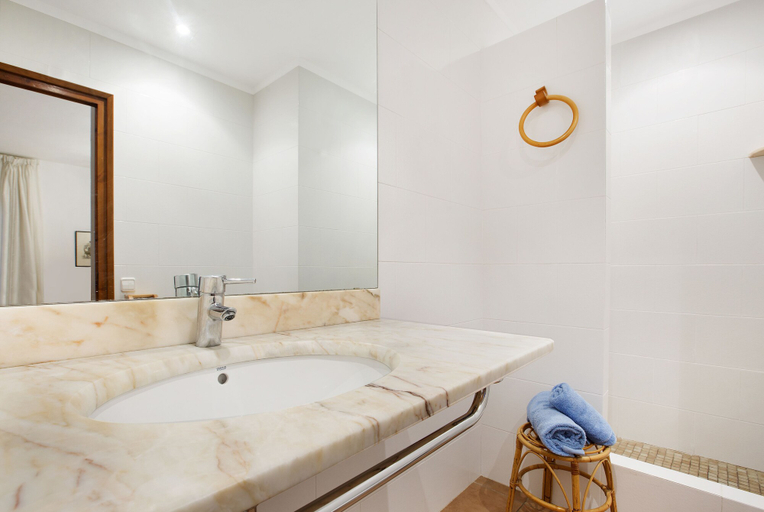 Bathroom 3, Apartment Pinsmar 13, Girona