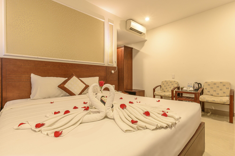Bedroom 3, Lychee Hotel, Da Nang