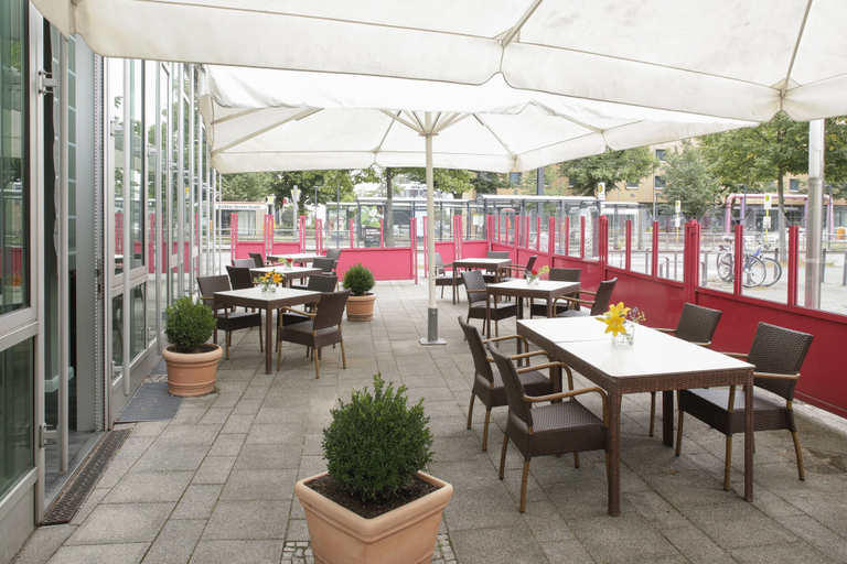 Food & Drinks 5, Airporthotel Berlin Adlershof, Berlin