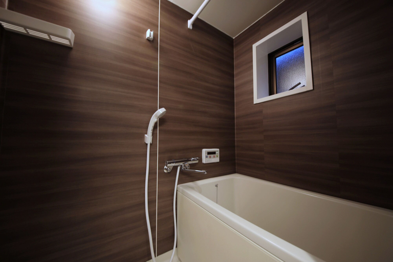 Bathroom 3, Shiki Homes IKKŌ 9, Kyoto