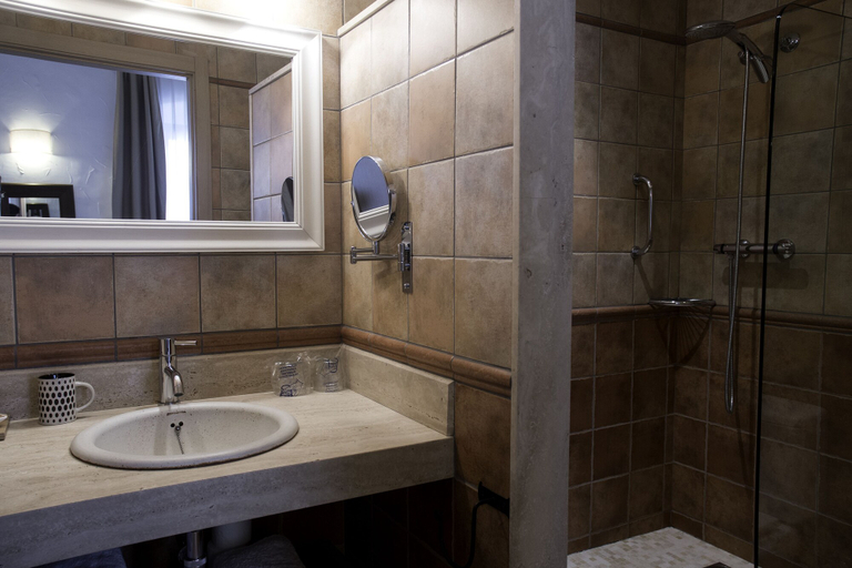 Bathroom 5, Hotel Sa Voga, Barcelona