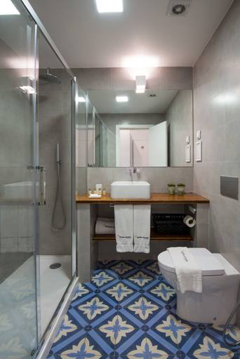Bathroom 4, Bica FLH Suites, Lisbon