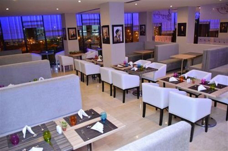 Food & Drinks 4, Hotel Adef, Oran