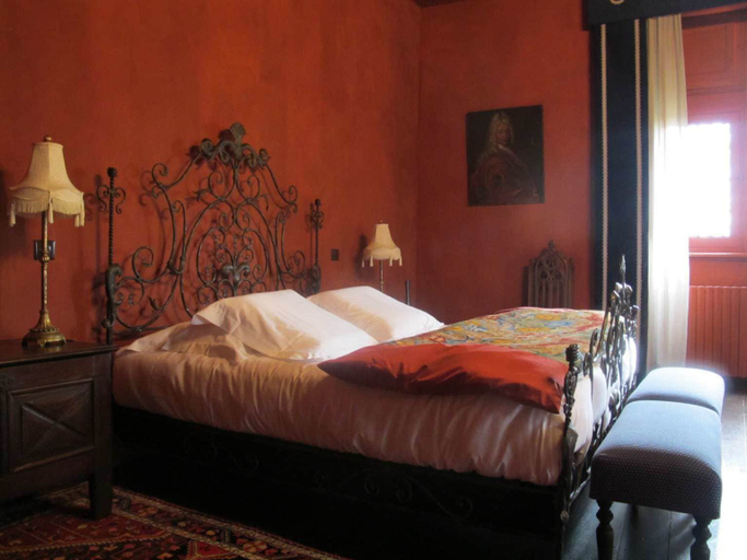 Bedroom 4, Château de Canac, Aveyron