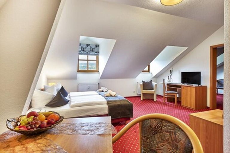 Bedroom 5, Landhotel Donaublick, Passau
