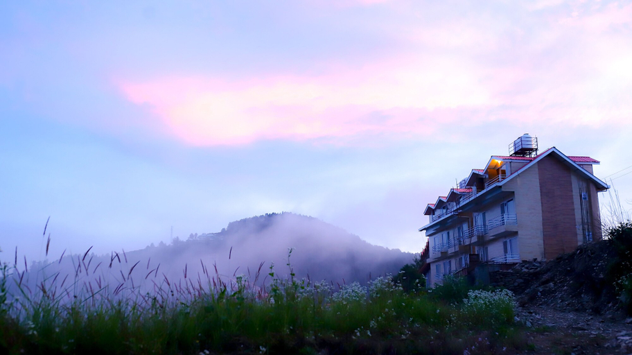 Exterior & Views, Beyond Stay Himalayan Cottage Kufri, Shimla