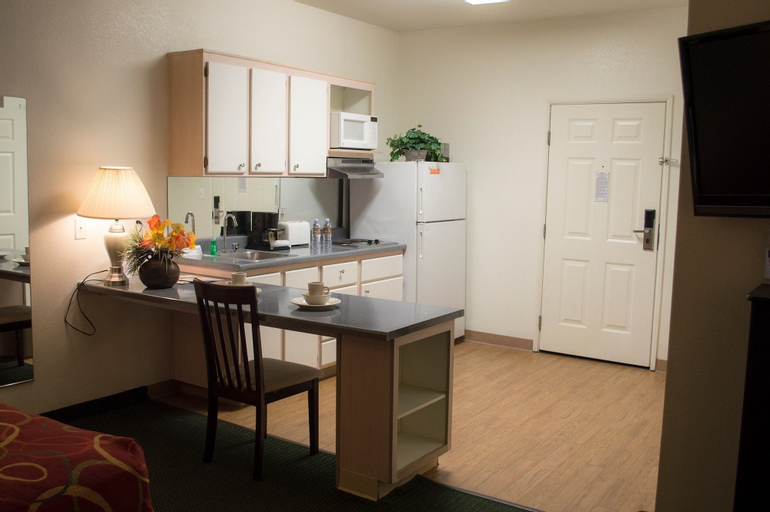 Dining Room 3