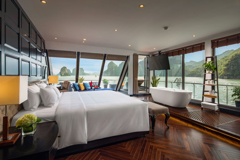 Bedroom 2, Stellar of the Seas, Hoàn Kiếm