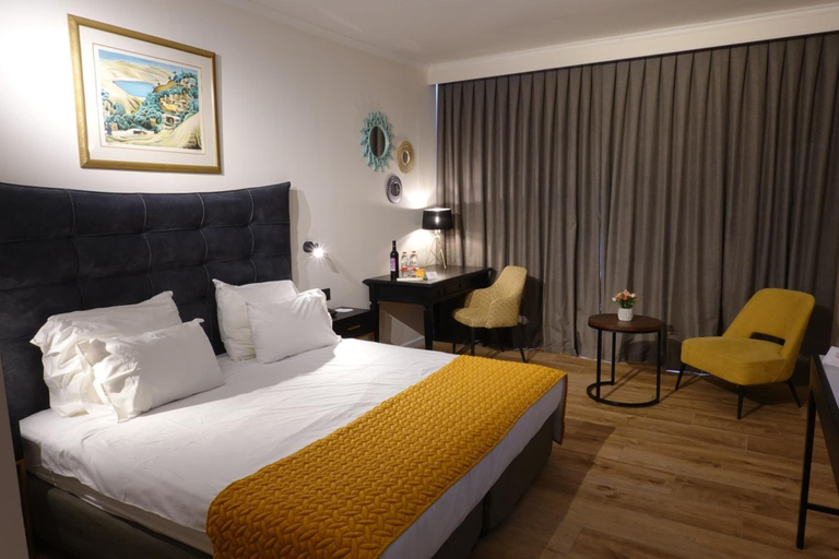 Bedroom 3, Nazareth Plaza Hotel