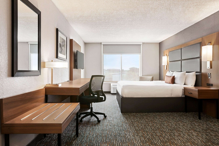 Bedroom 3, Wingate by Wyndham - Cincinnati - Blue Ash, Cincinnati