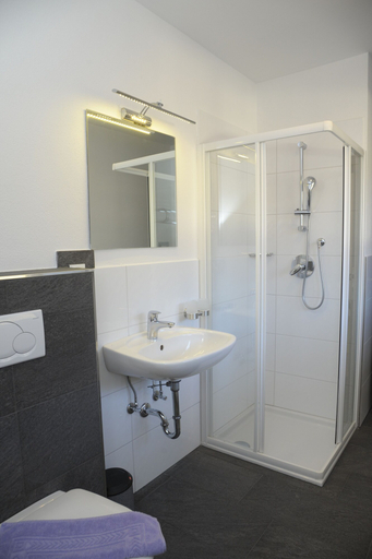 Bathroom 3, Landhaus & Haus Rustika, Sankt Johann im Pongau