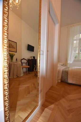 Bedroom 3, La Belle Coquette B&B, Como