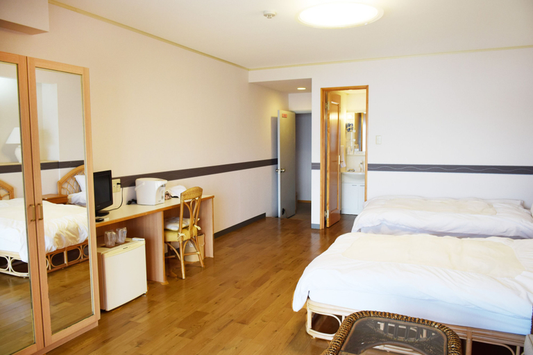 Bedroom 3, Taiyou no Ouchi, Tonoshō