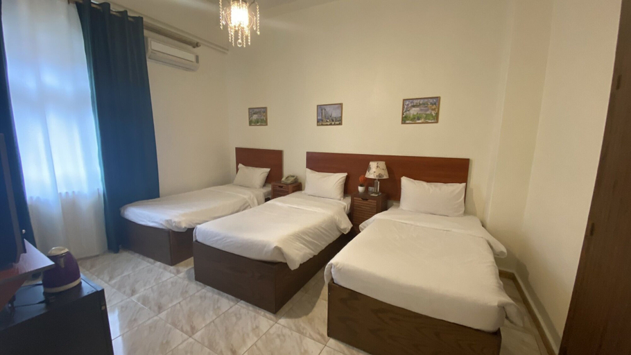 Bedroom 4, New Park Hotel, Wadi Essier