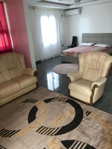 Others 4, Casa Di Cloe, Dakar