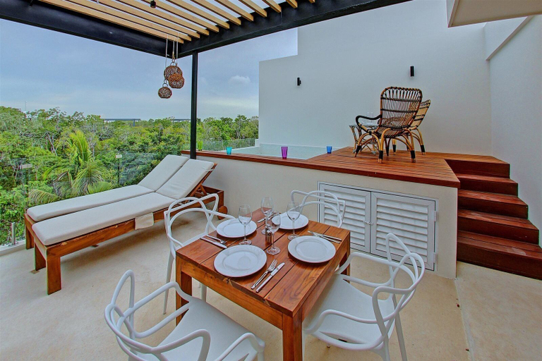 Others 5, Loveboat Penthouse Studio With Private Splash Pool – PENTHOUSE 5 B – By Salt-Kisses, Cozumel