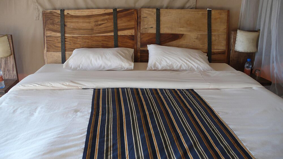 Bedroom 2, Robanda Safari Camp, Serengeti