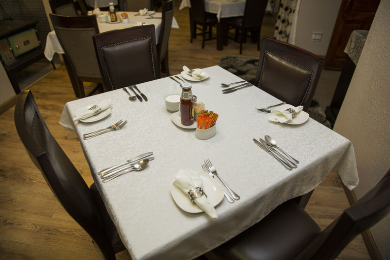 Food & Drinks 4, Kuiersaam Gastehuis, Gert Sibande