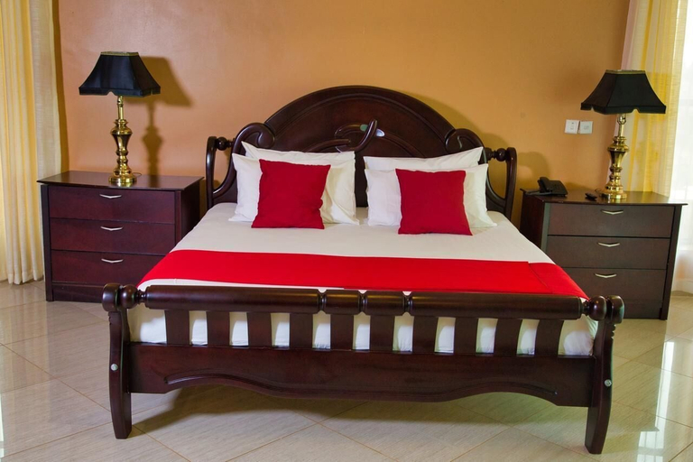 Bedroom 3, Airport Hotel Kampala - Entebbe, Busiiro
