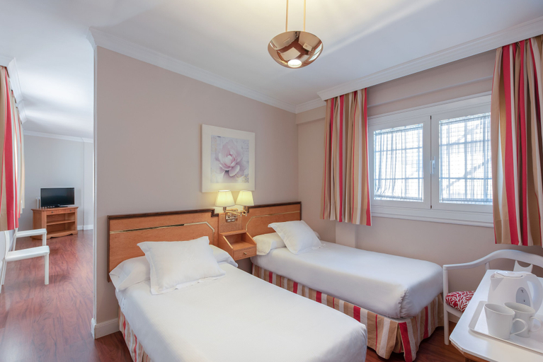 Bedroom 3, Hotel Anacapri, Granada