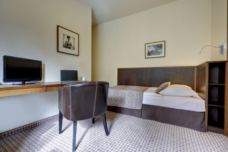 Bedroom 3, Hotel Afrodyta Business & SPA, Grodzisk Mazowiecki