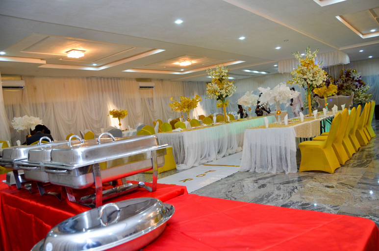 Food & Drinks 4, Residency Hotel Guzape Abuja, AbujaMun