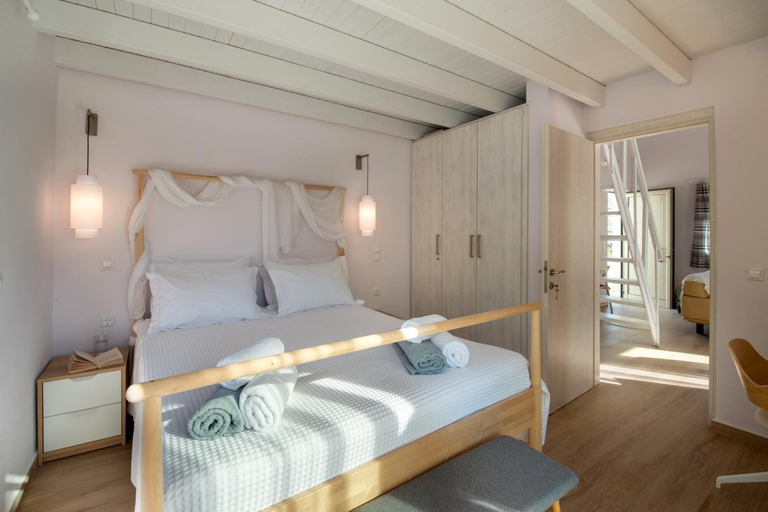 Bedroom 3, Villa Alexandros Swimming Pool Walk to Beach A C Wifi - 3454, Ionian Islands
