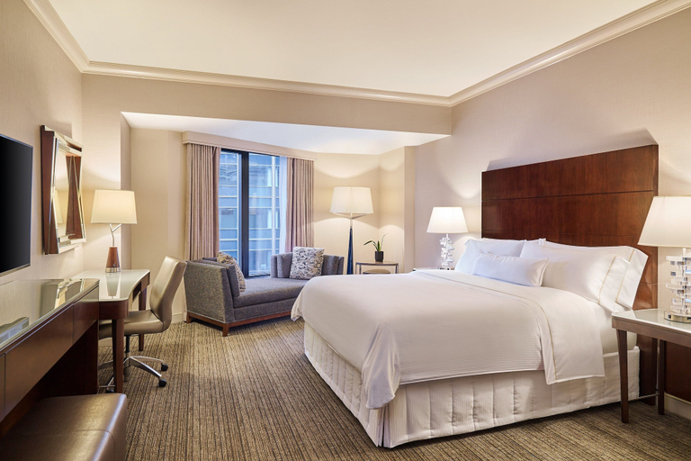 Bedroom 2, The Westin Chicago River North, Cook