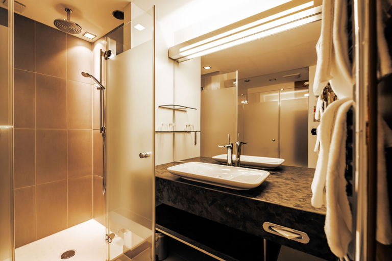 Bathroom 5, Hotel STEIGER Elbschlösschen Rathen, Sächsische Schweiz-Osterzgebirge
