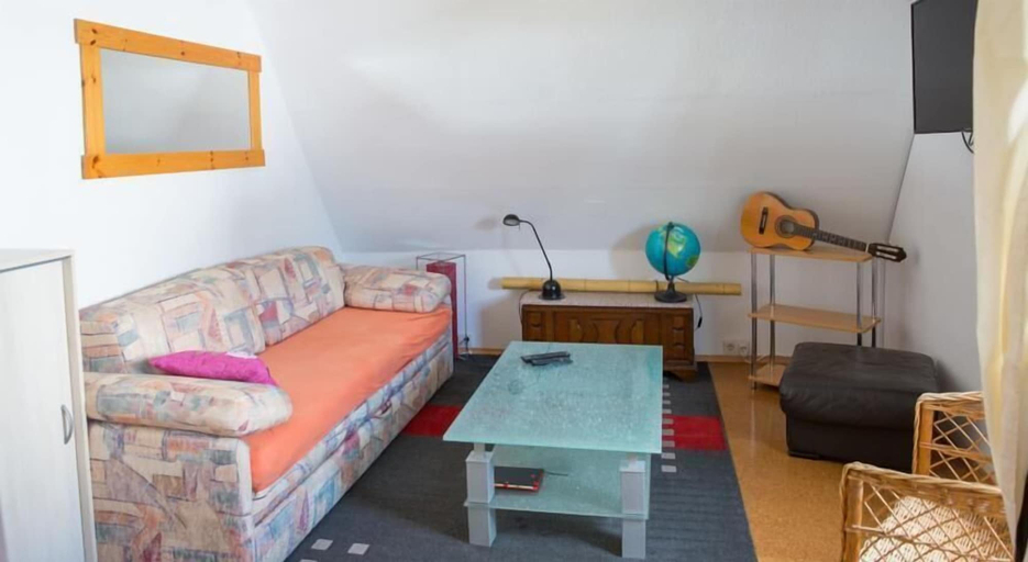 Others 4, Apartment Welcome, Roth