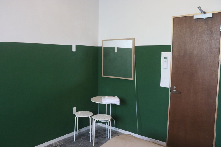 Bedroom 4, fan ABURATSU Sports Bar & Hostel, Nichinan