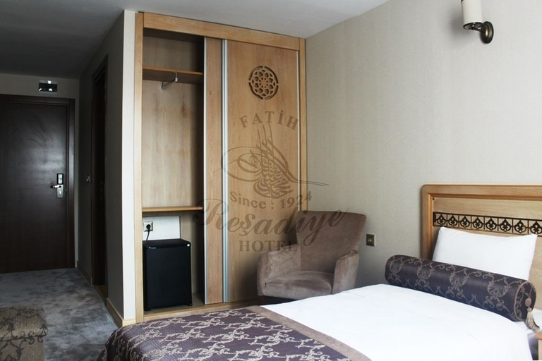 Bedroom 2, Fatih Resadiye Hotel, Fatih