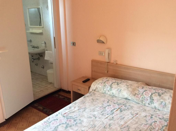 Bedroom 4, Hotel Settebello, Forli' - Cesena