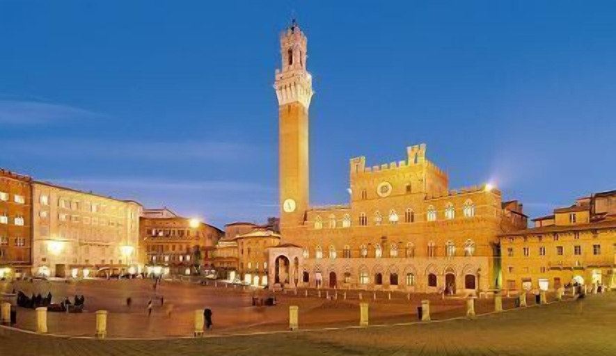 Exterior & Views 2, Collelungo, Siena