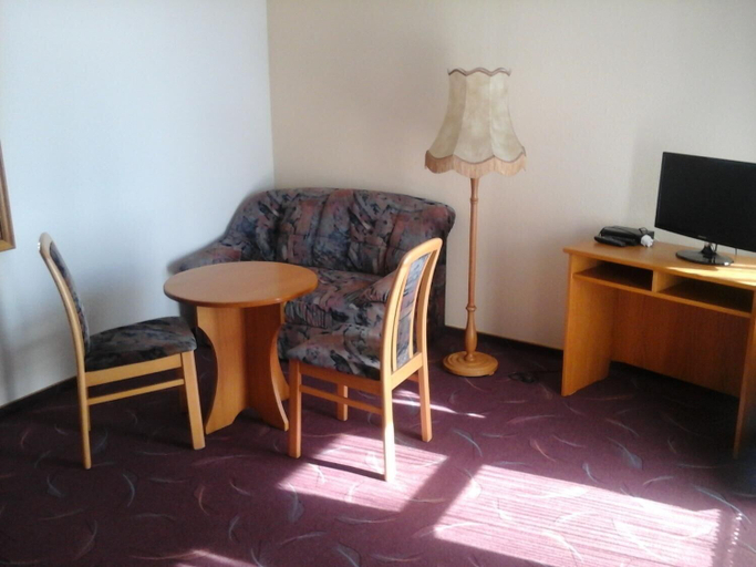 Others, Landhotel zur Krone, Wartburgkreis