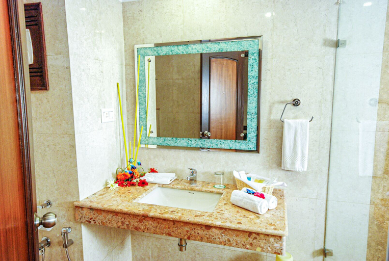 Bathroom 5, Sun Park Resort, Chandigarh, Sahibzada Ajit Singh Nagar