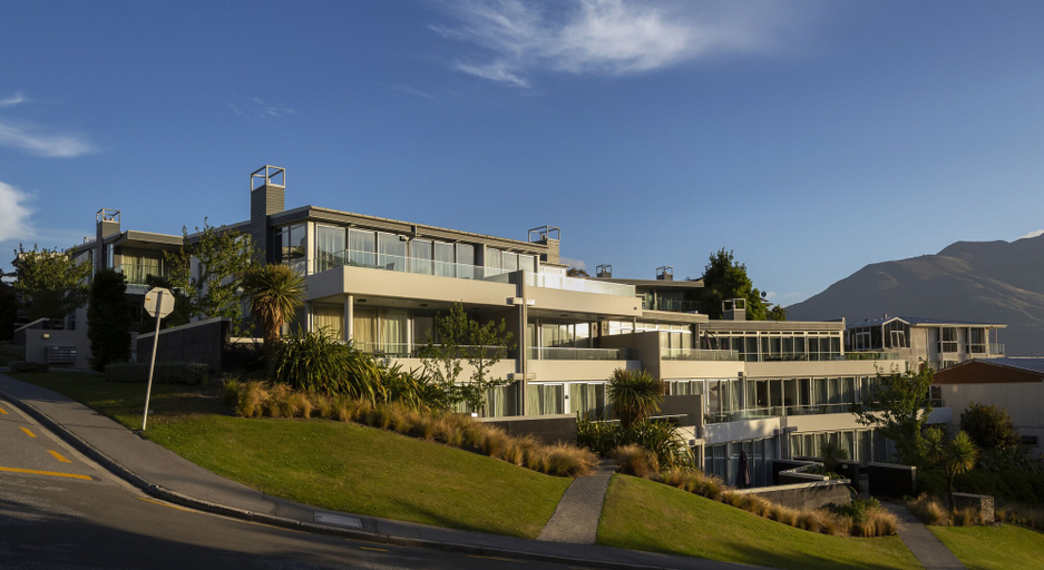 Exterior & Views 2, Kent Street Apartments Element Escapes, Queenstown-Lakes
