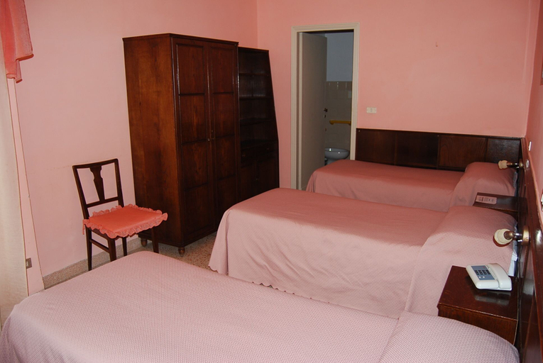 Bedroom 2, Cittadella Ospitalità, Perugia
